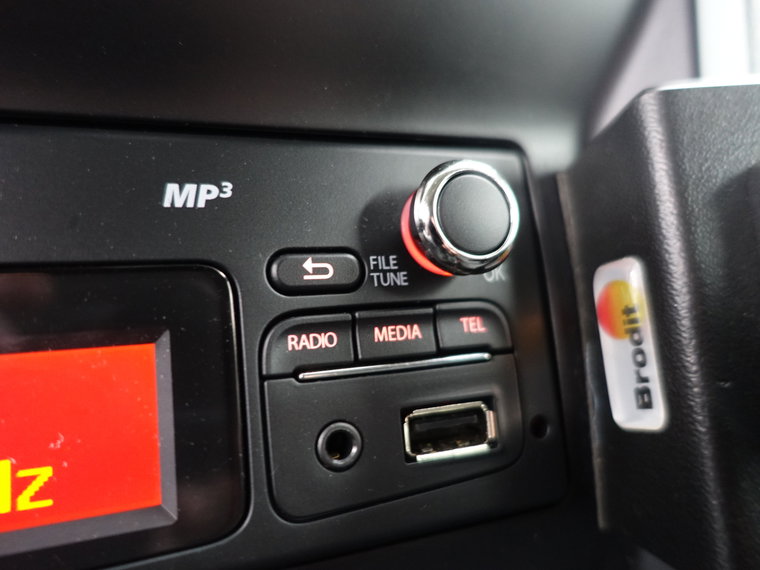 Vehicle Image 11