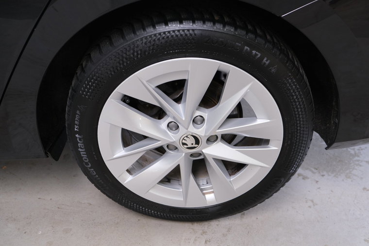 Vehicle Image 31