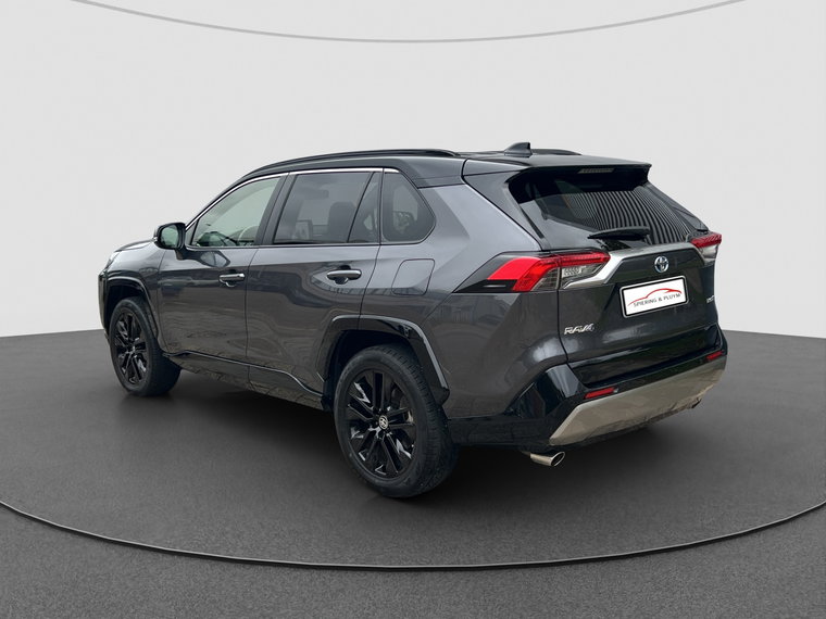 Vehicle Image 8
