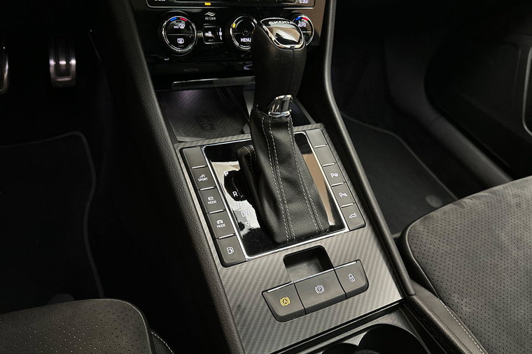 Vehicle Image 38