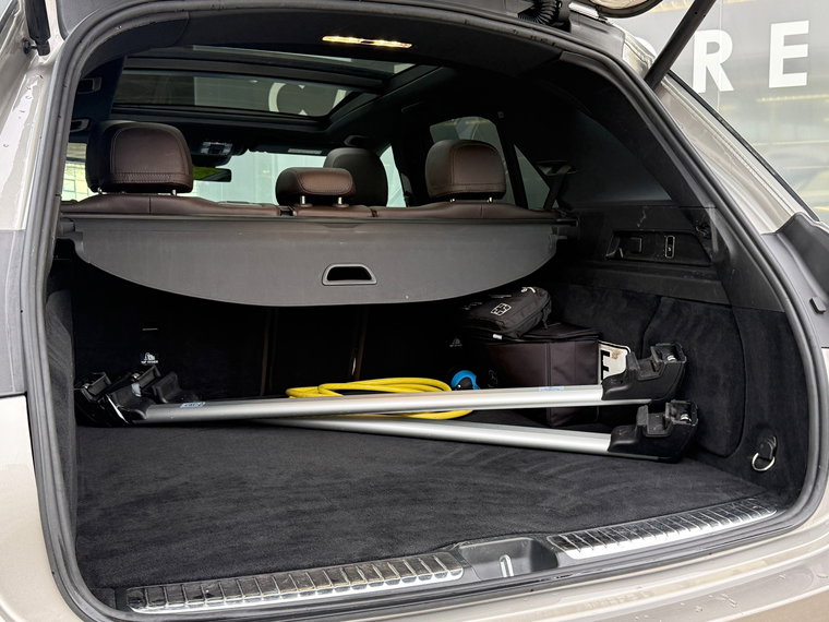 Vehicle Image 33