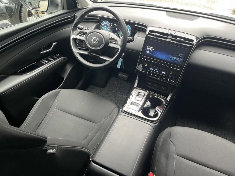 Vehicle Image 14
