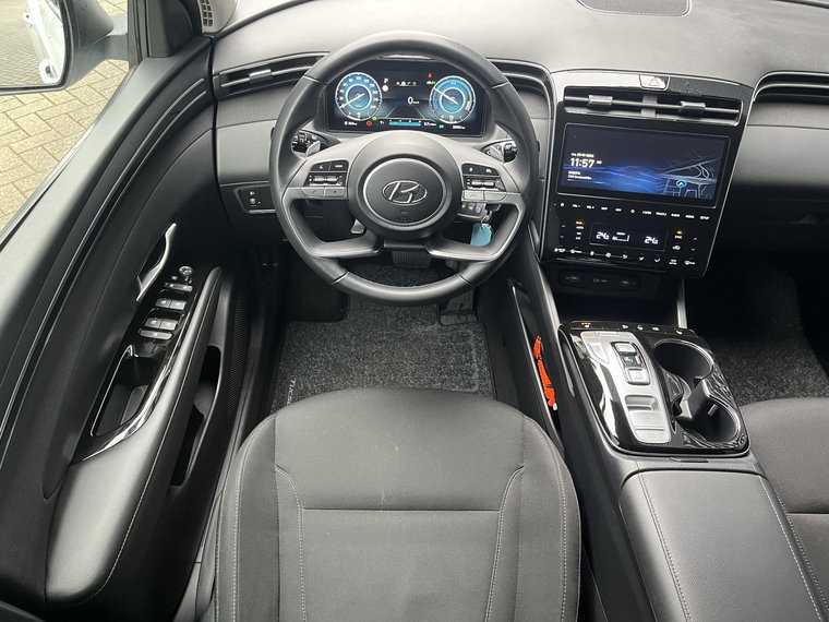 Vehicle Image 15