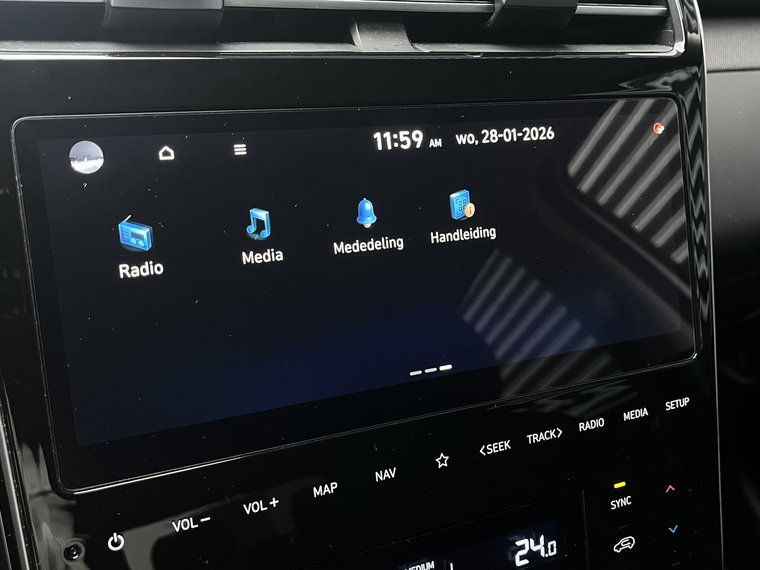 Vehicle Image 28