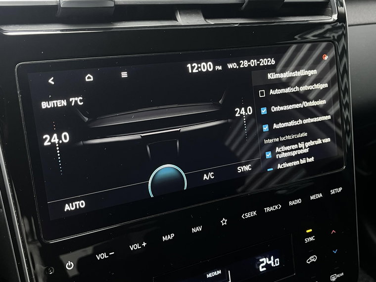 Vehicle Image 38