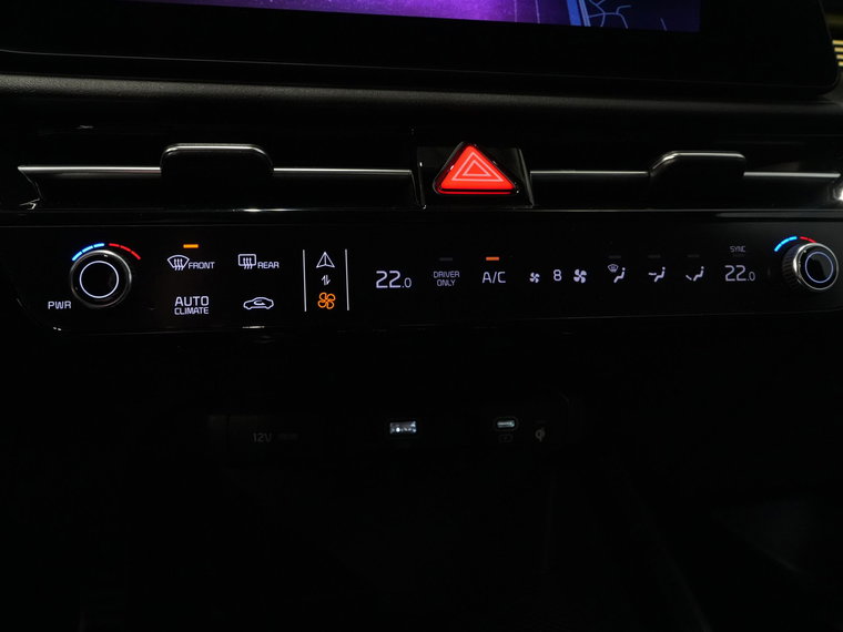 Vehicle Image 28