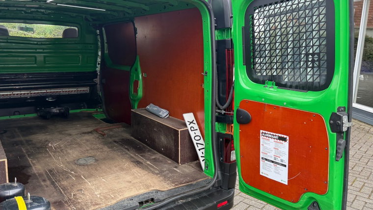 Vehicle Image 13