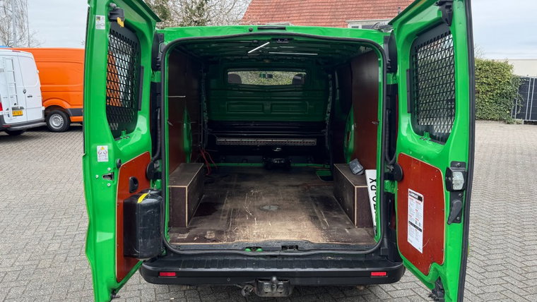 Vehicle Image 11