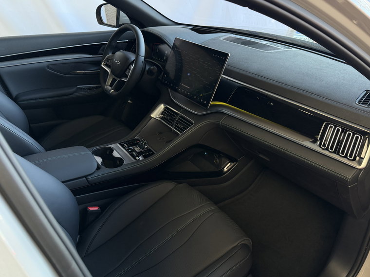 Vehicle Image 31