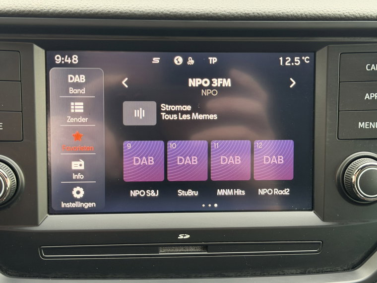 Vehicle Image 14