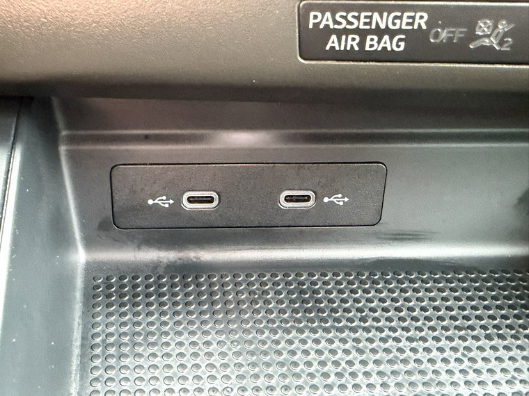 Vehicle Image 33