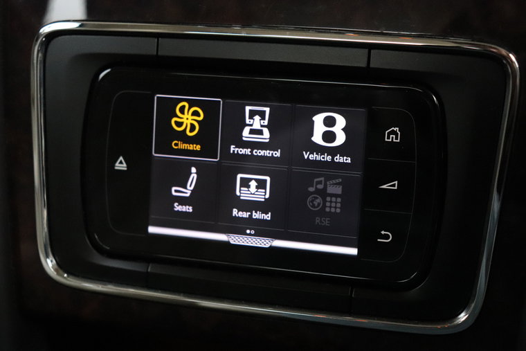Vehicle Image 36