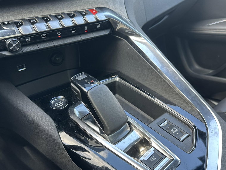 Vehicle Image 27