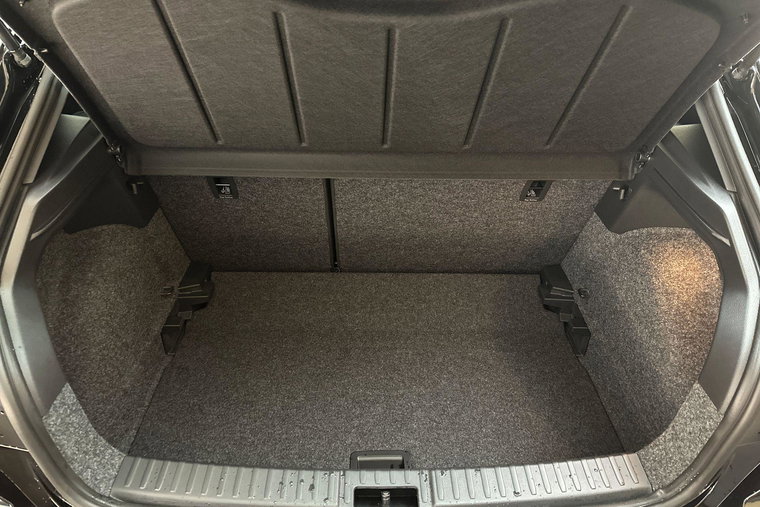 Vehicle Image 29