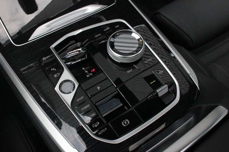 Vehicle Image 39