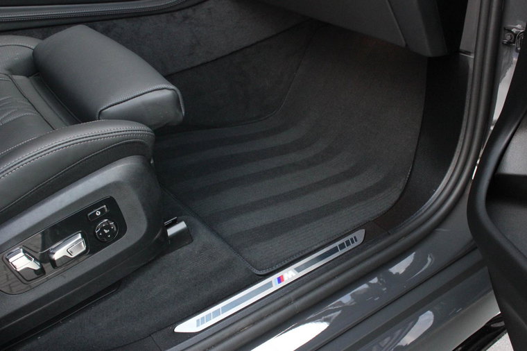 Vehicle Image 50