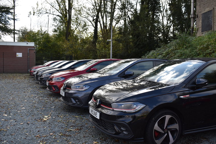 Vehicle Image 30