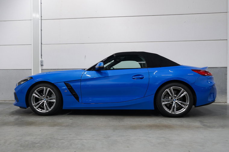Vehicle Image 30