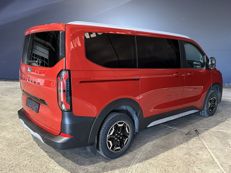 Vehicle Image 15