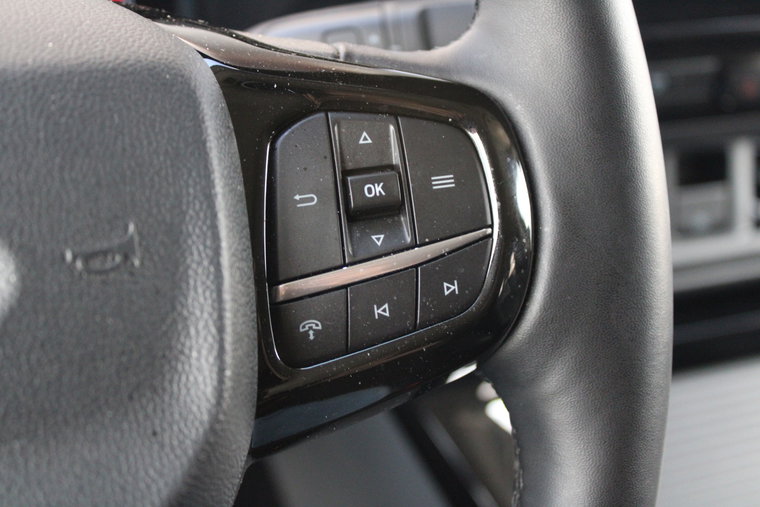 Vehicle Image 27