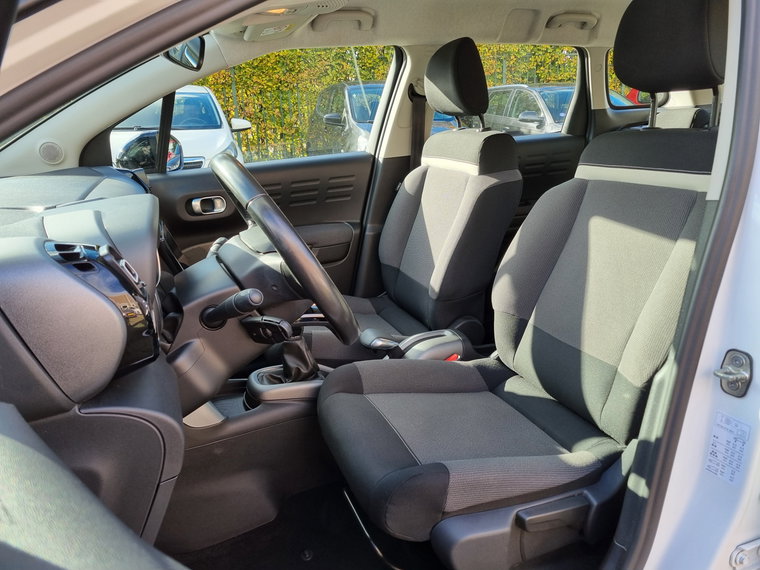 Vehicle Image 20