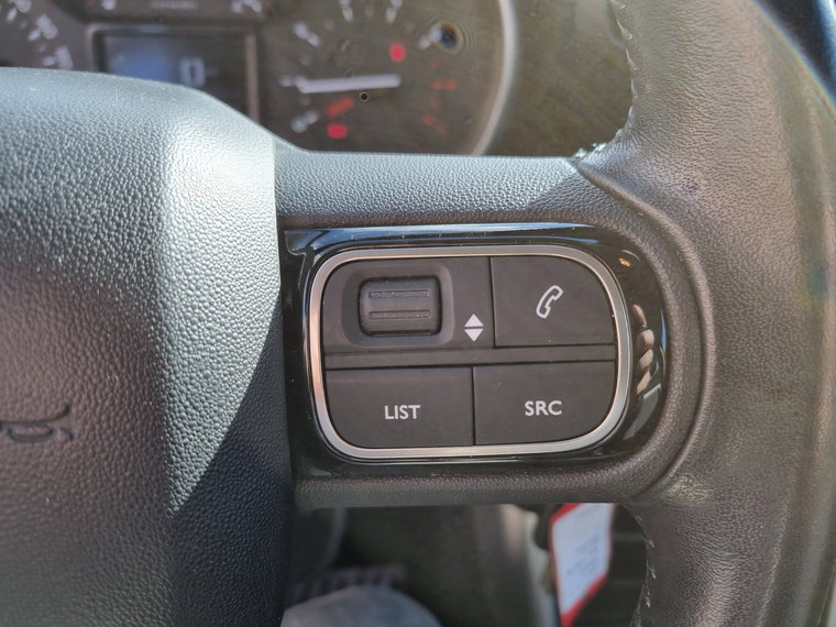 Vehicle Image 27