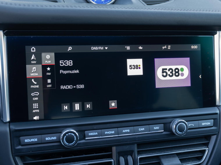 Vehicle Image 38