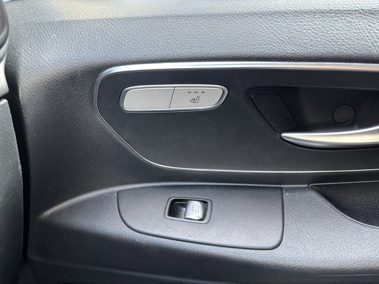 Vehicle Image 27