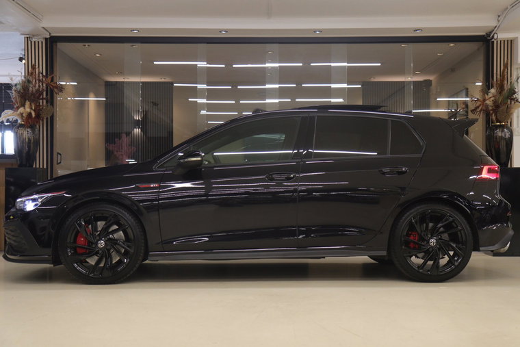 Vehicle Image 40