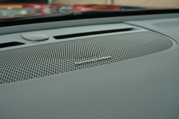Vehicle Image 38