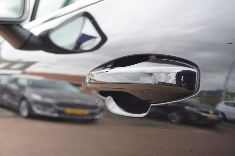 Vehicle Image 11