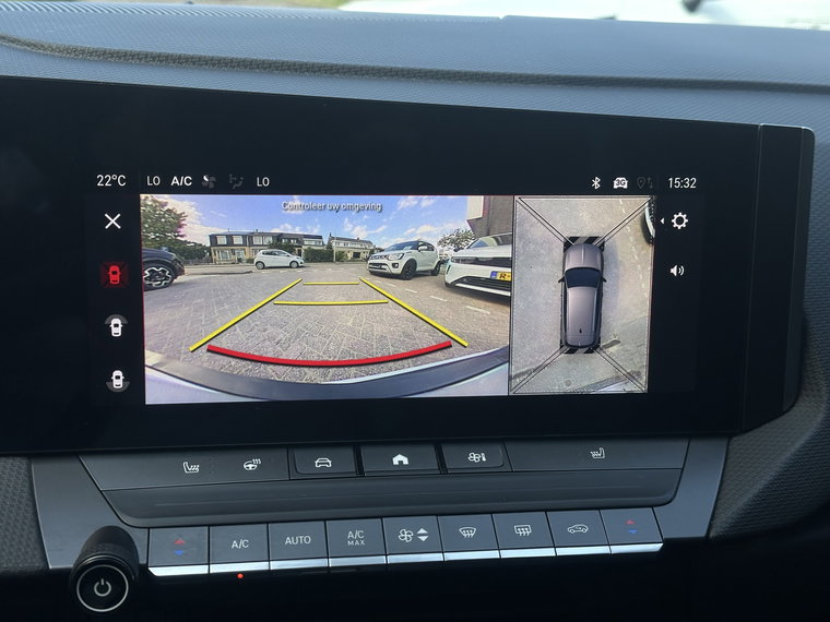 Vehicle Image 35