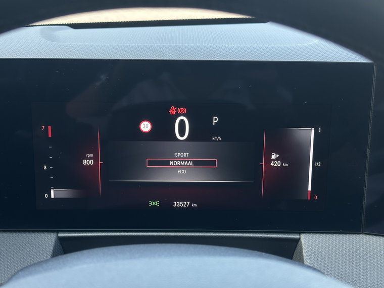 Vehicle Image 36