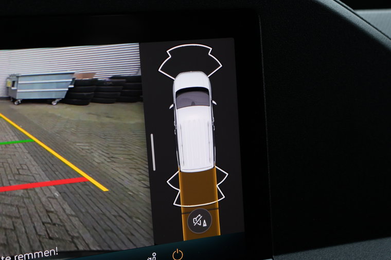 Vehicle Image 36