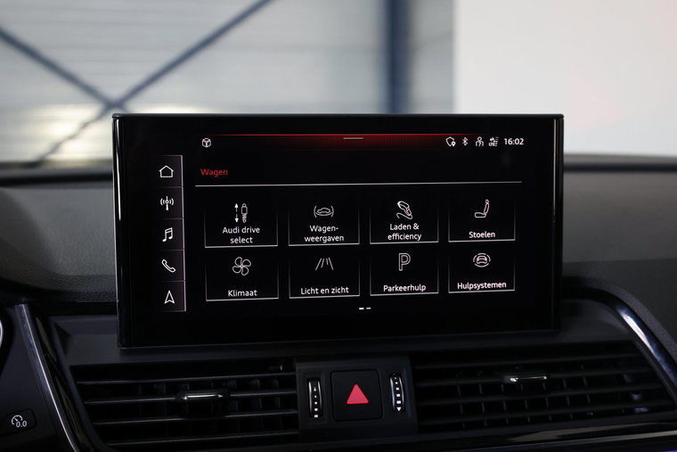 Vehicle Image 18