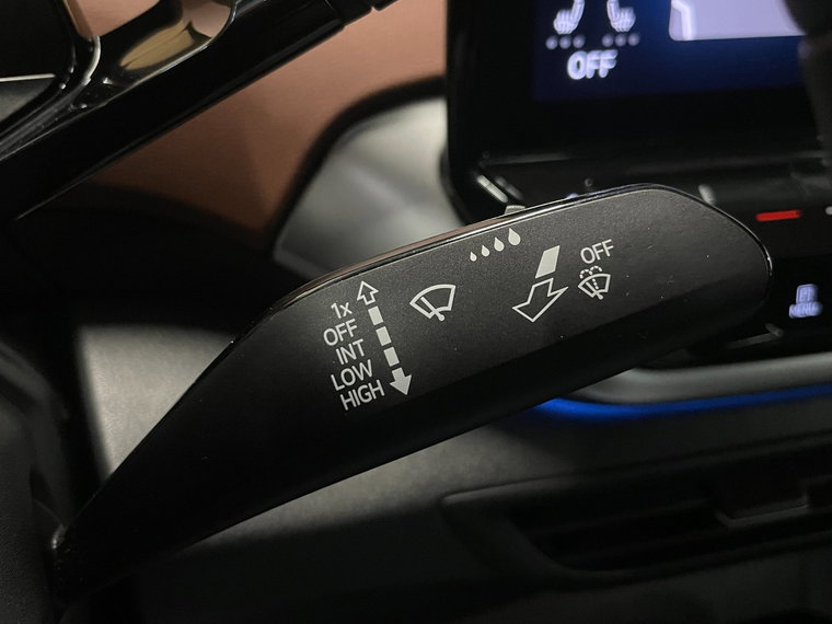 Vehicle Image 37