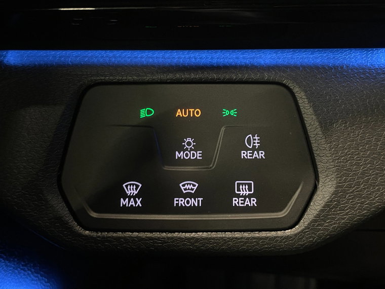 Vehicle Image 41