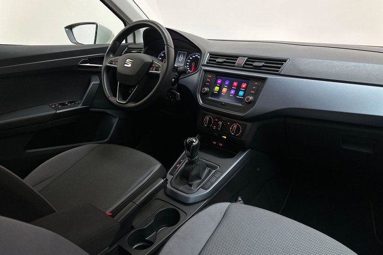 Vehicle Image 13