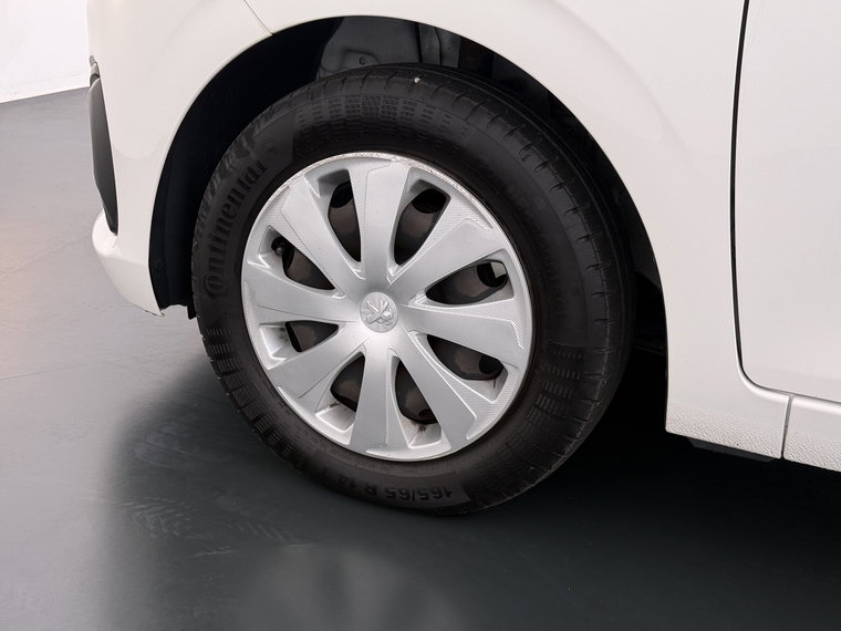 Vehicle Image 19