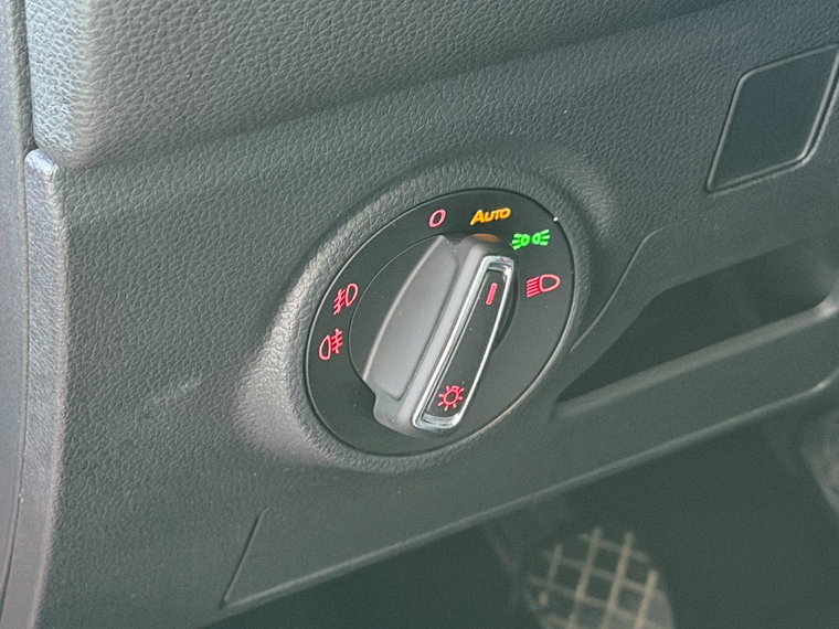 Vehicle Image 41