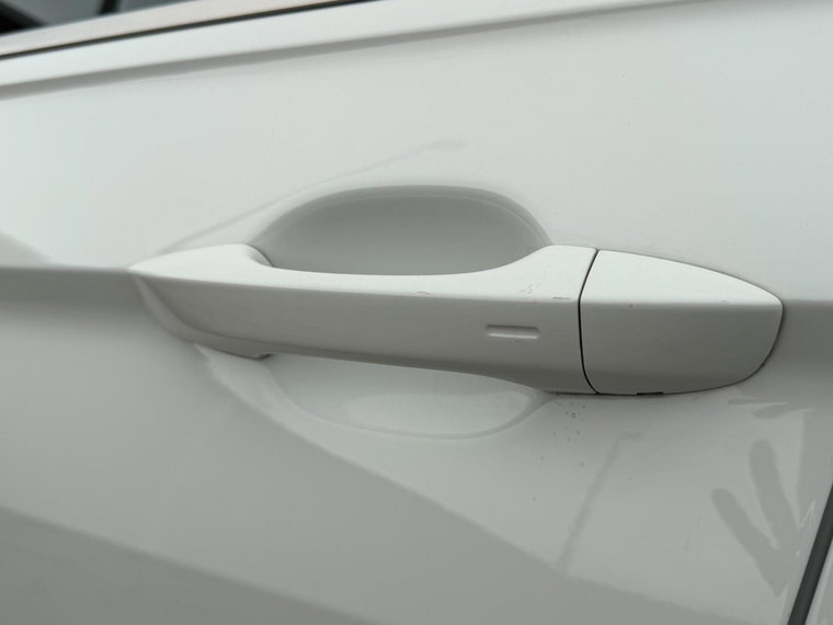 Vehicle Image 41