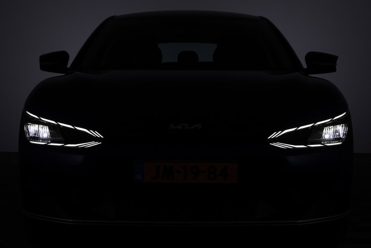 Vehicle Image 35