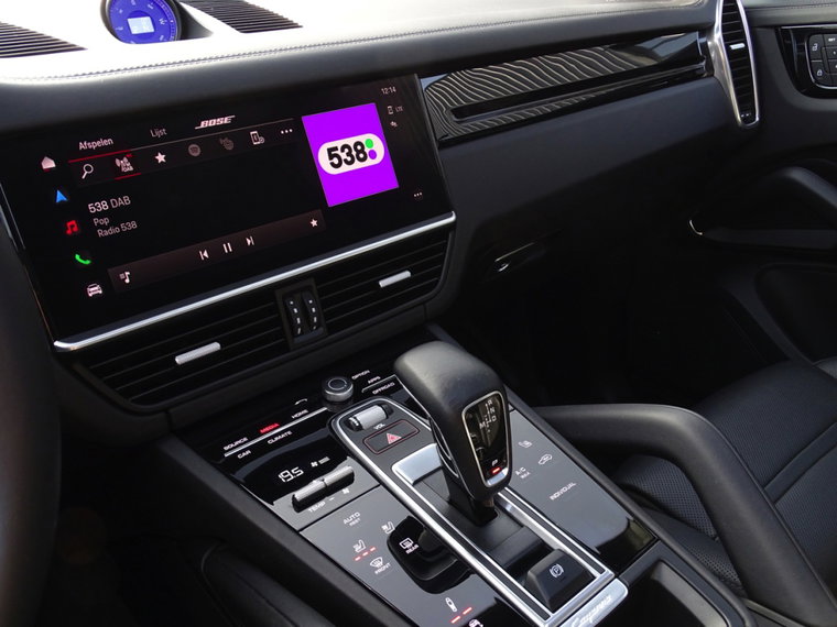 Vehicle Image 38