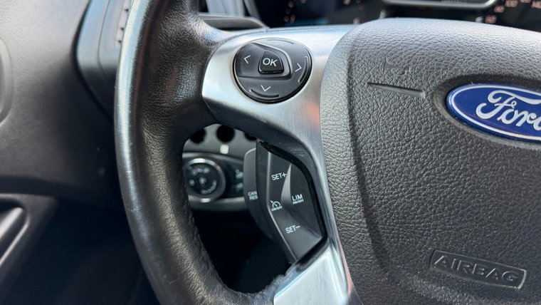 Vehicle Image 24