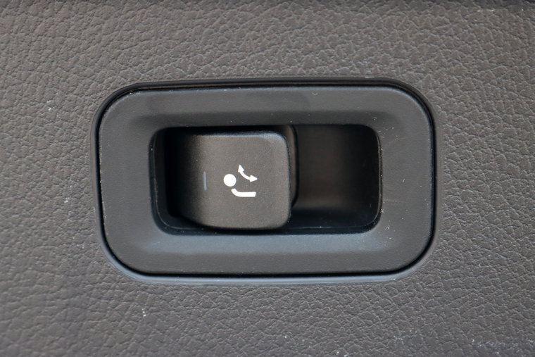 Vehicle Image 38
