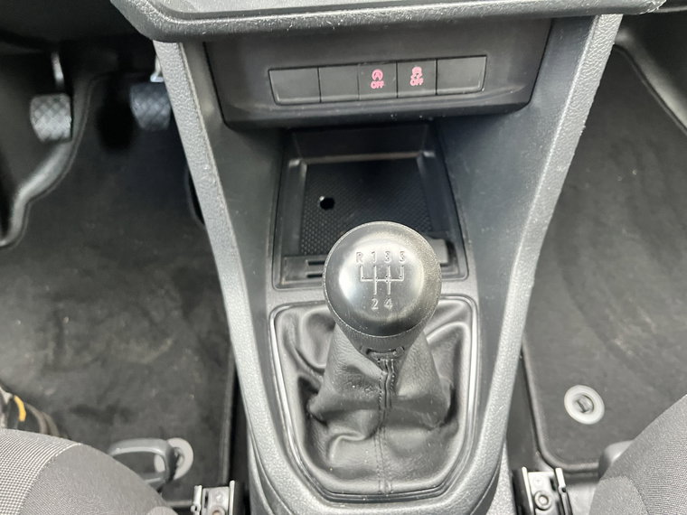 Vehicle Image 29