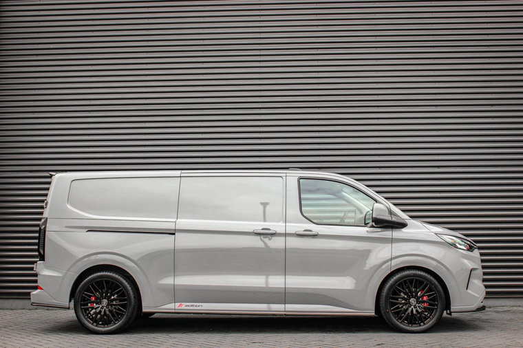 Vehicle Image 7