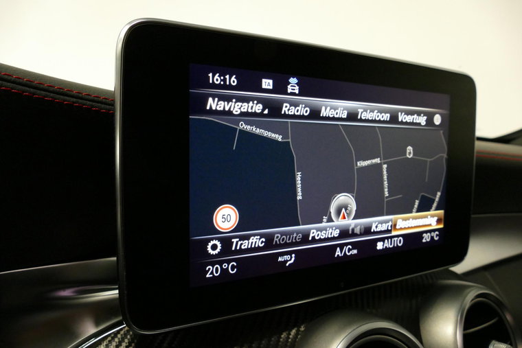 Vehicle Image 12