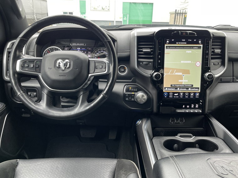 Vehicle Image 39