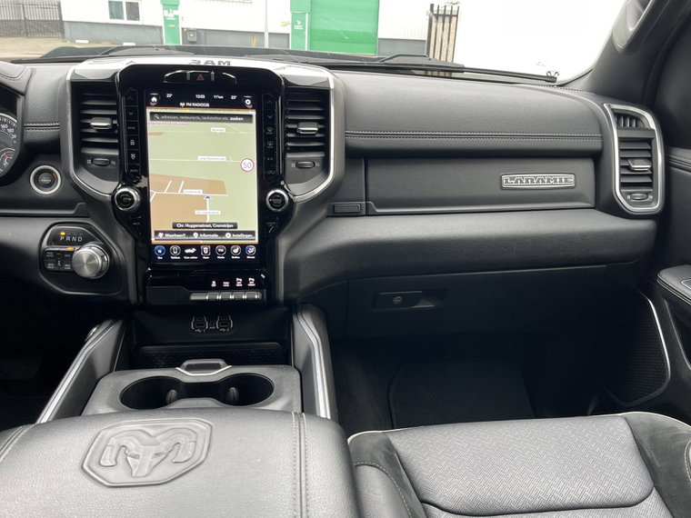 Vehicle Image 40